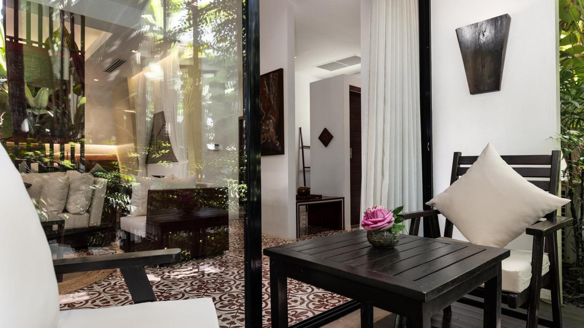 Lynnaya Urban River 5*