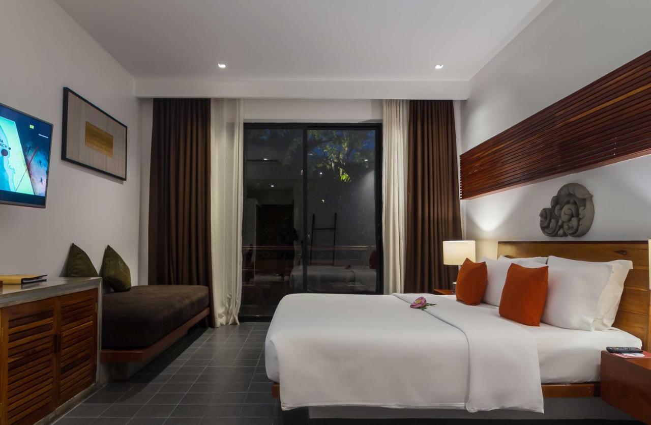 Lynnaya Urban River Hotel